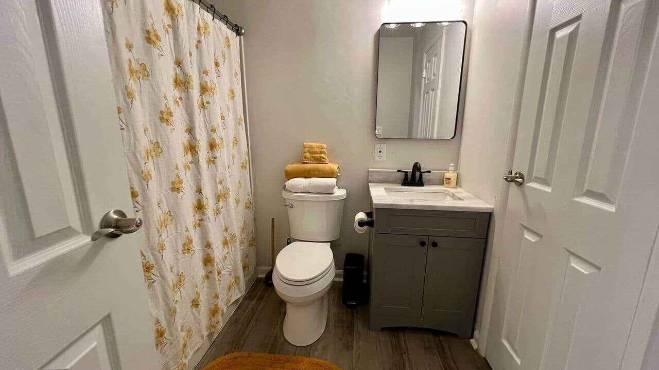 Photo of Bathroom in Royal Manor