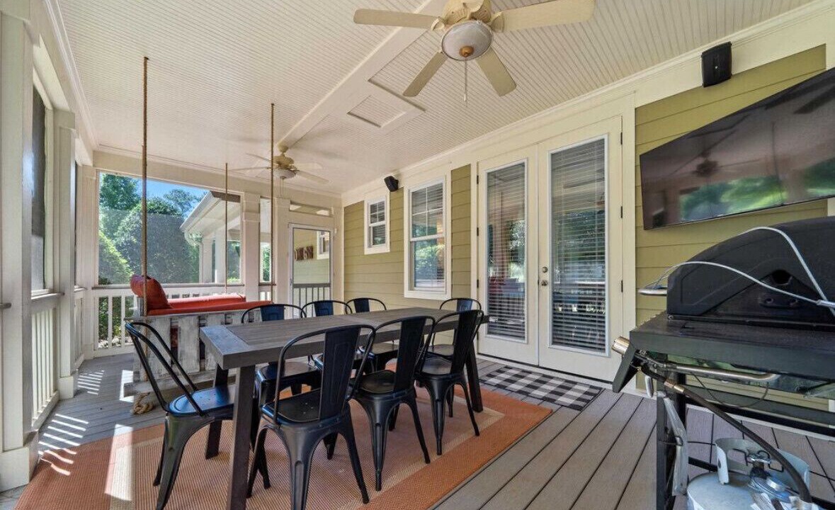 Photo of Outdoor in Reynolds Landing