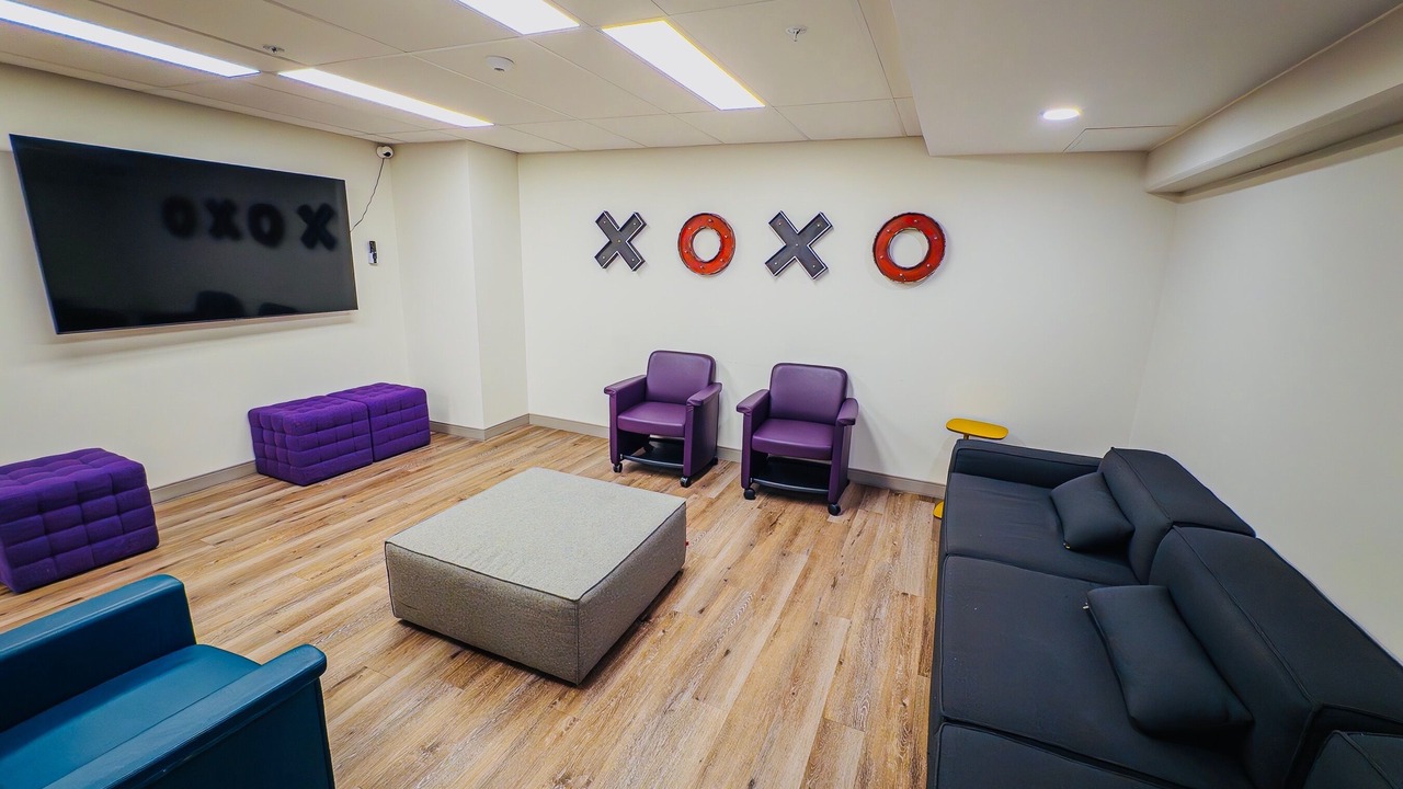 Photo of Livingroom in North Central Edmonton