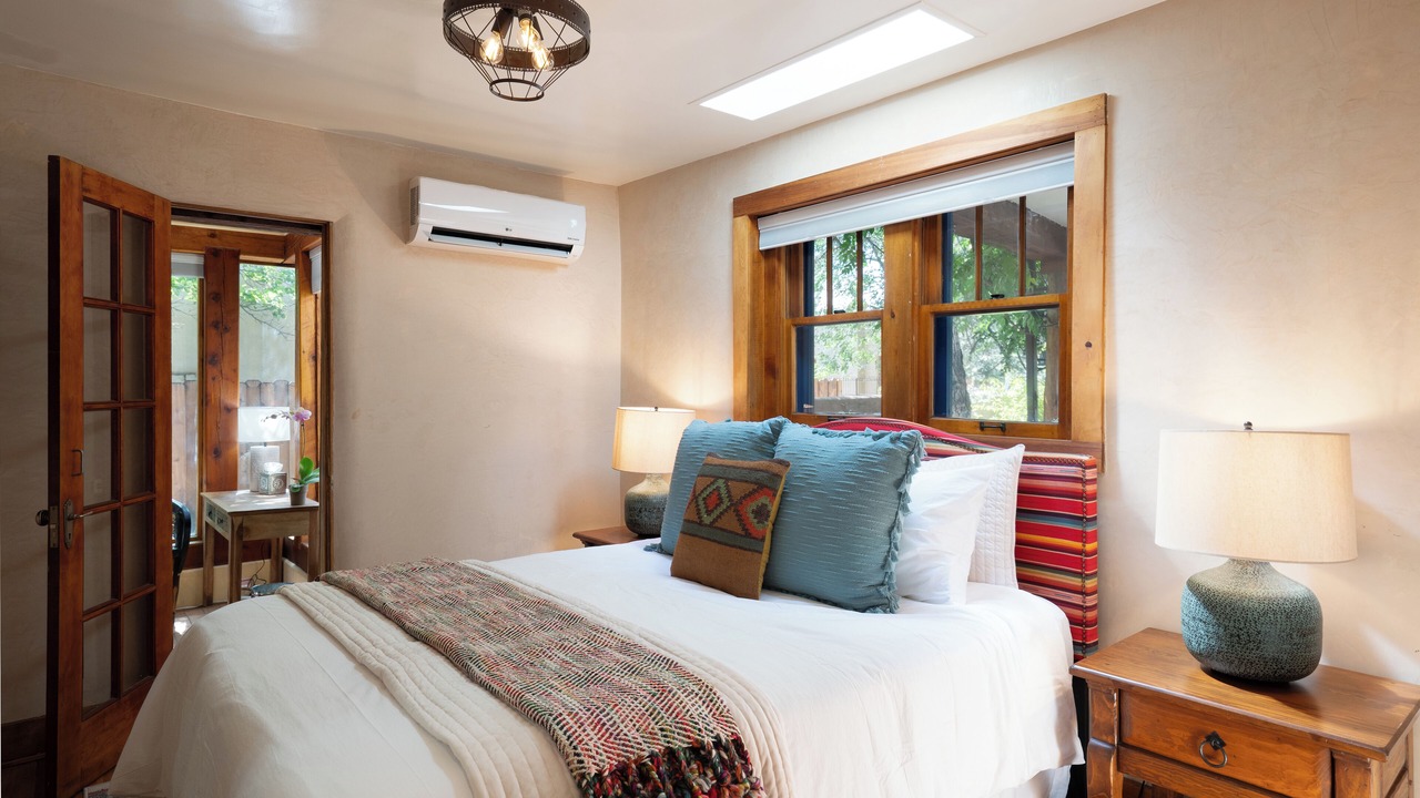 Photo of Bedroom in South Capitol