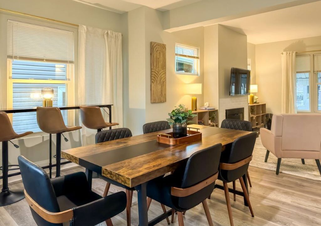 Photo of Bedroom in Glen Echo