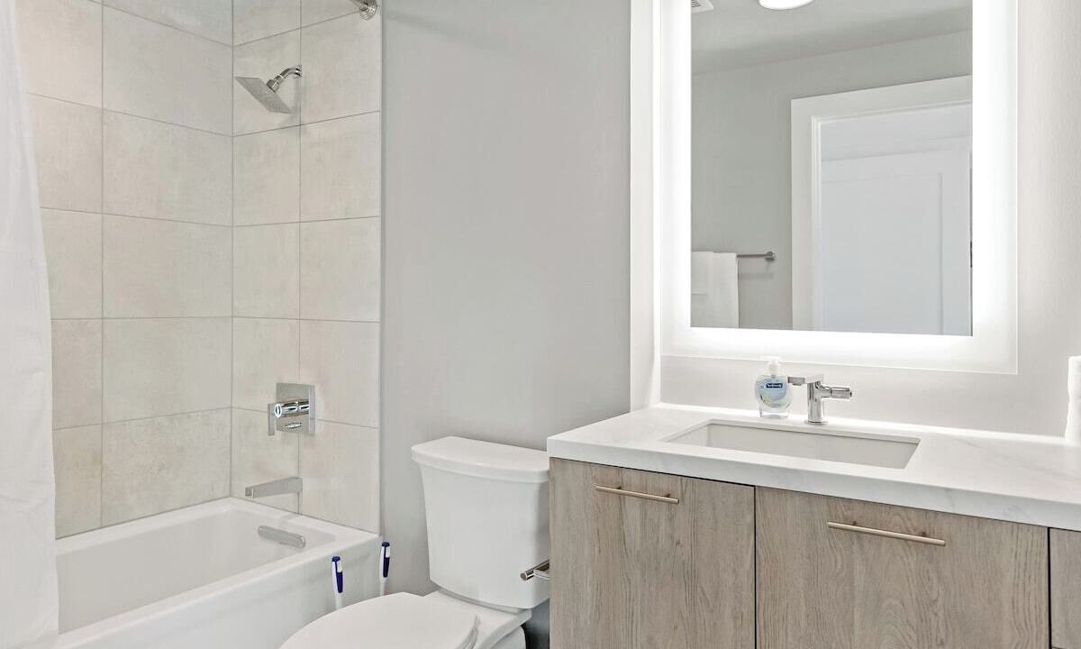 Photo of Bathroom in Shaw