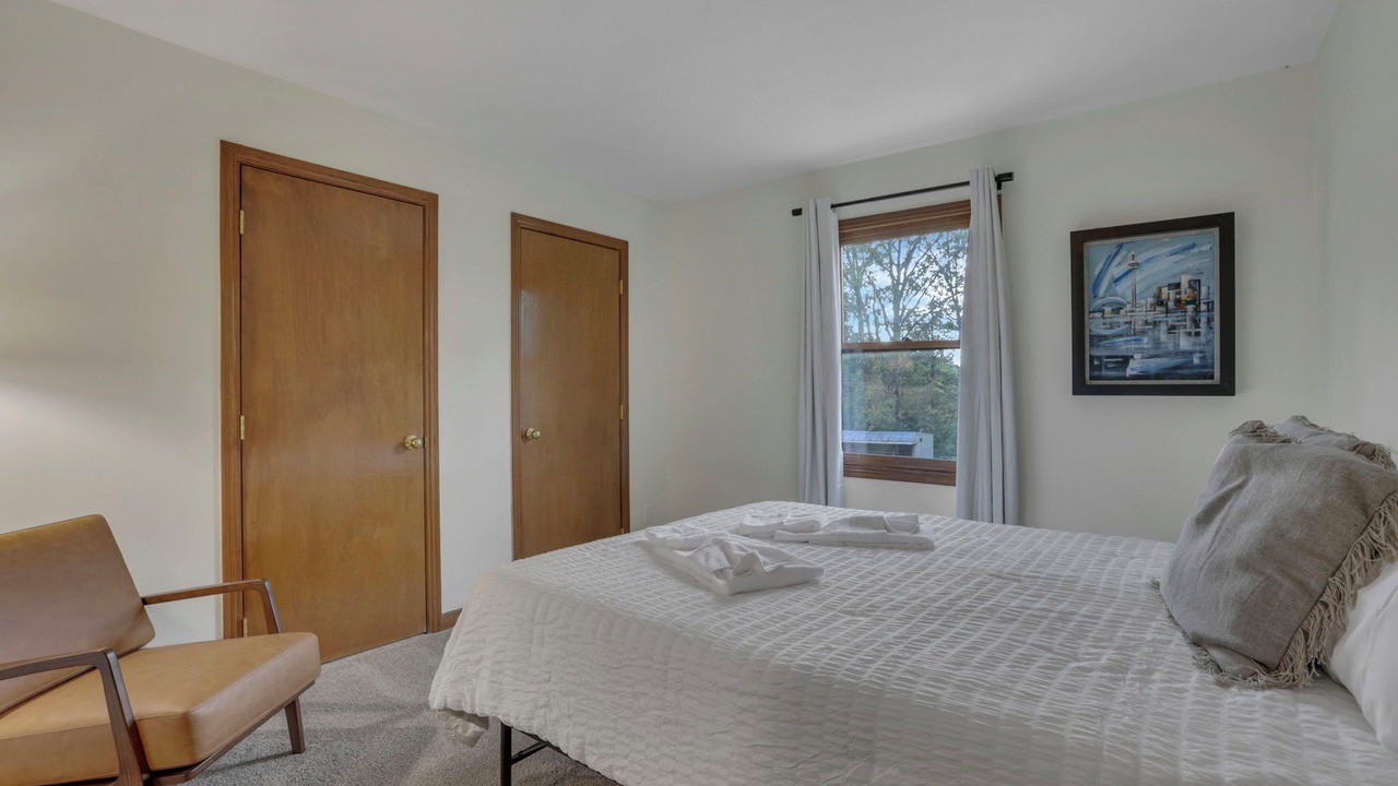 Photo of Bedroom in Canal Winchester