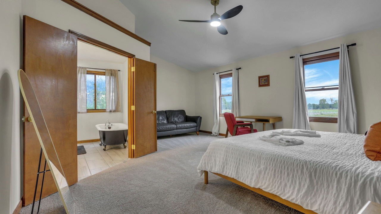Photo of Bedroom in Canal Winchester