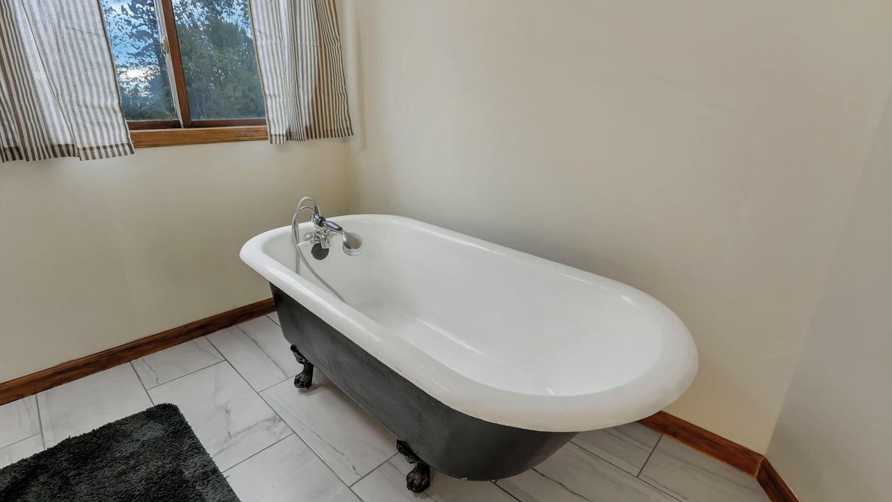 Photo of Bathroom in Canal Winchester