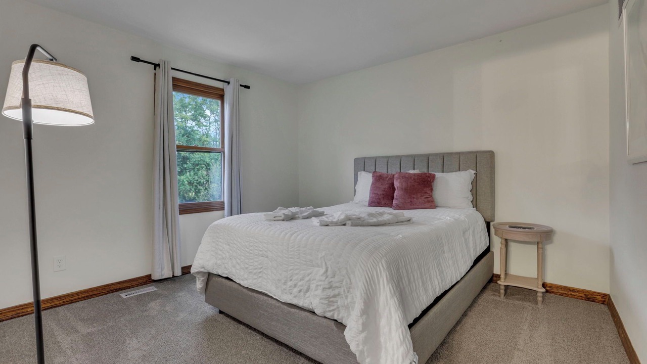 Photo of Bedroom in Canal Winchester