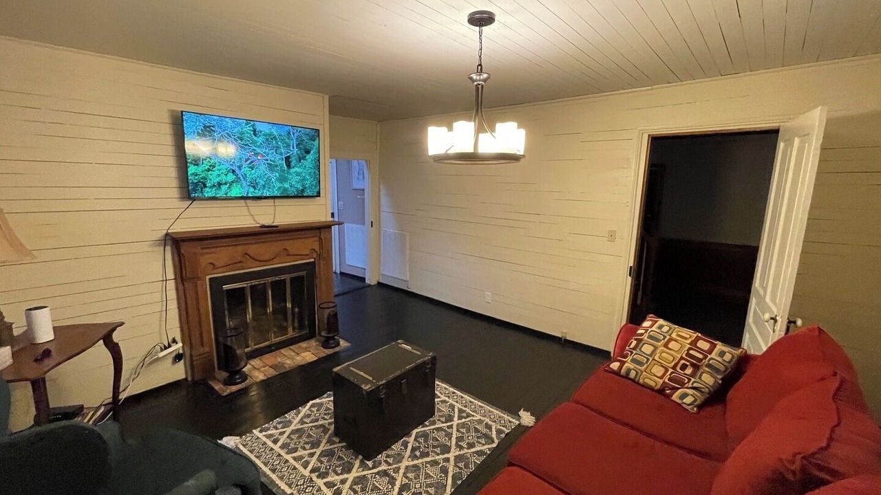 Photo of Livingroom in Apex