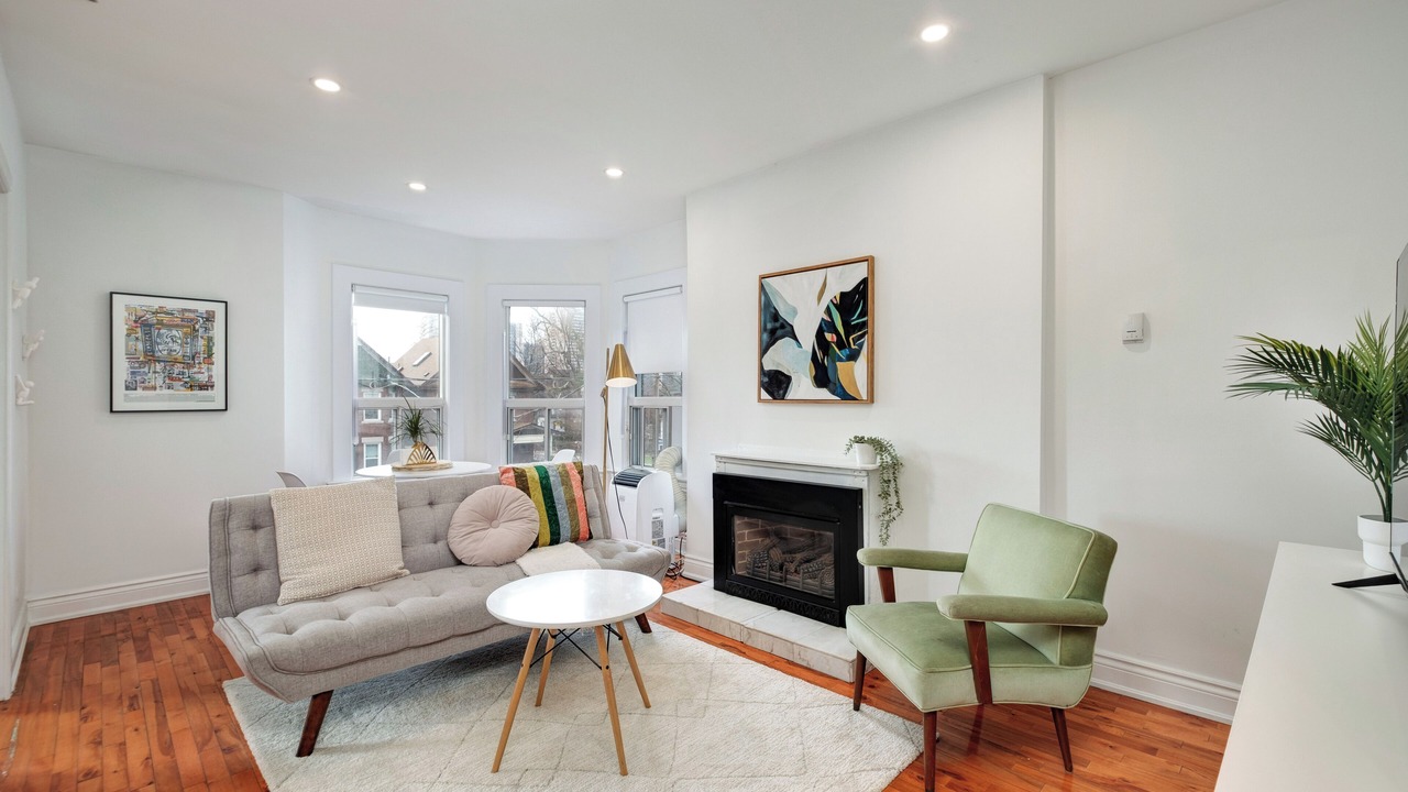 Photo of Livingroom in High Park North