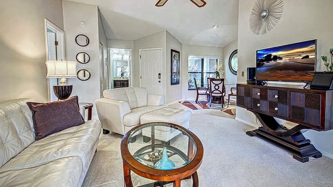 Photo of Livingroom in Myrtle Trace