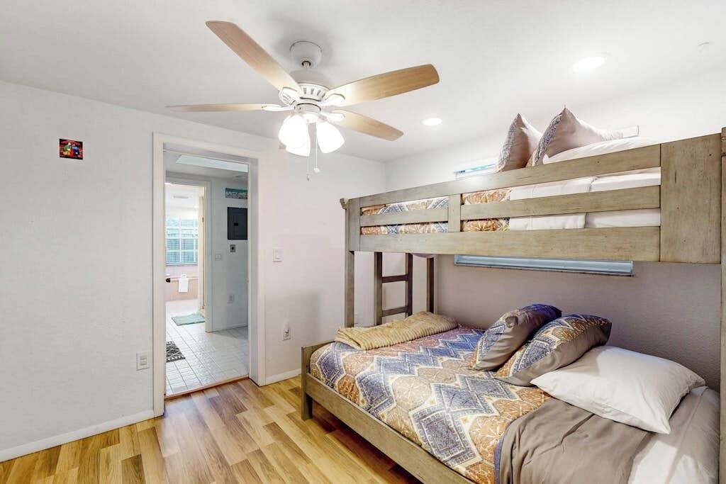 Photo of Bedroom in South Gate Ridge
