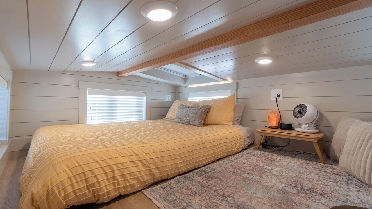 Photo of Bedroom in Apple Valley