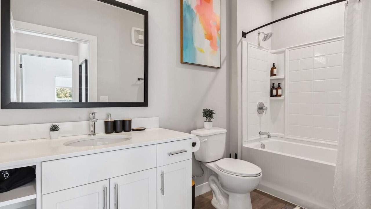 Photo of Bathroom in Olde Towne East
