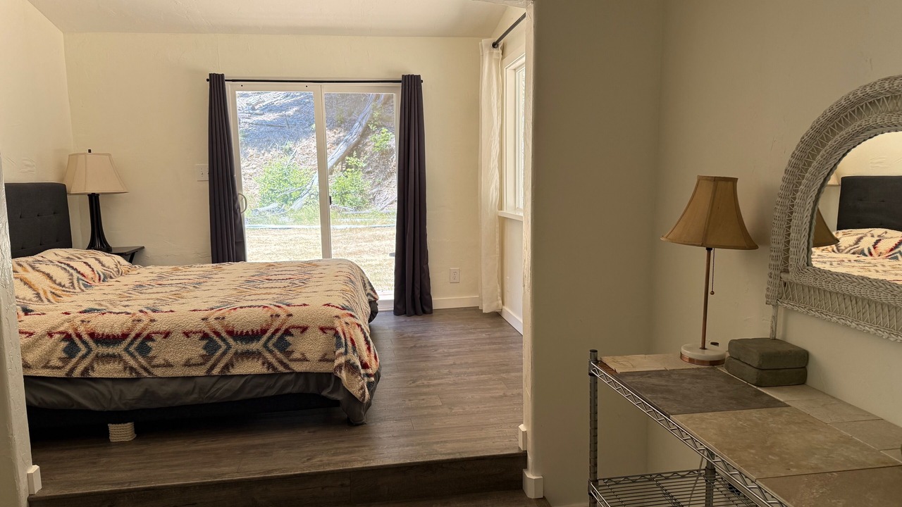 Photo of Bedroom in Shelter Cove