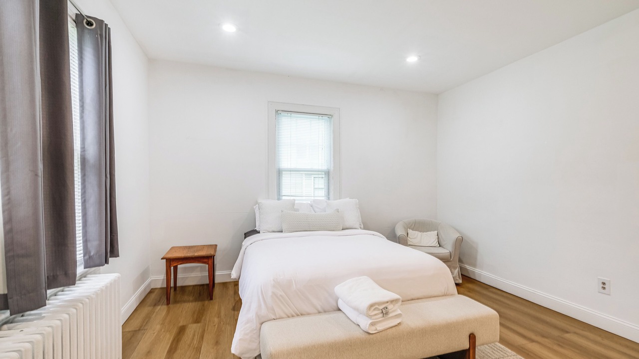 Photo of Bedroom in College Park