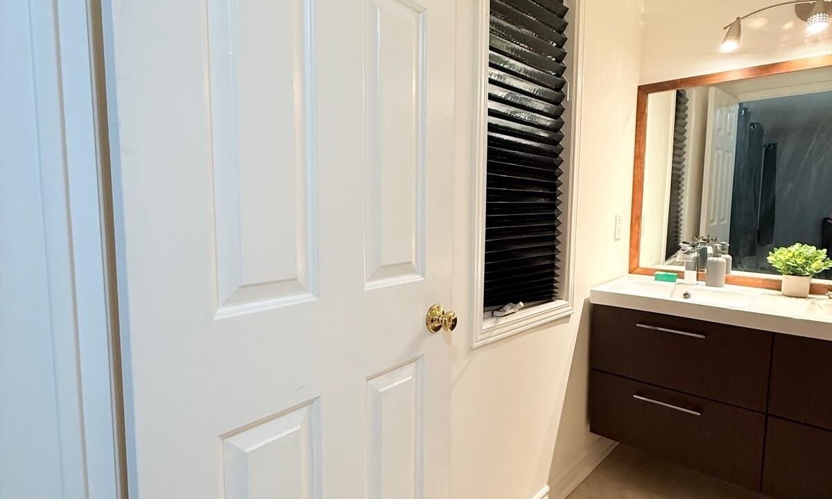 Photo of Bathroom in Erin Mills