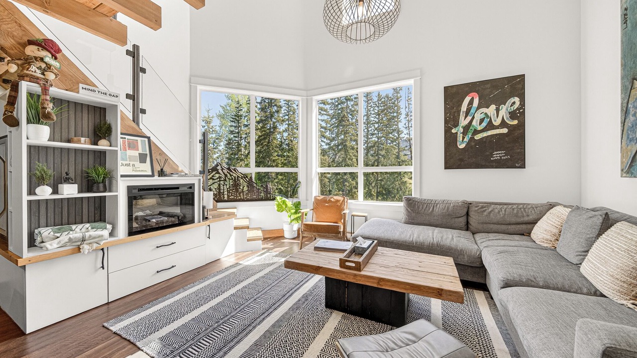 Photo of Livingroom in Fernie