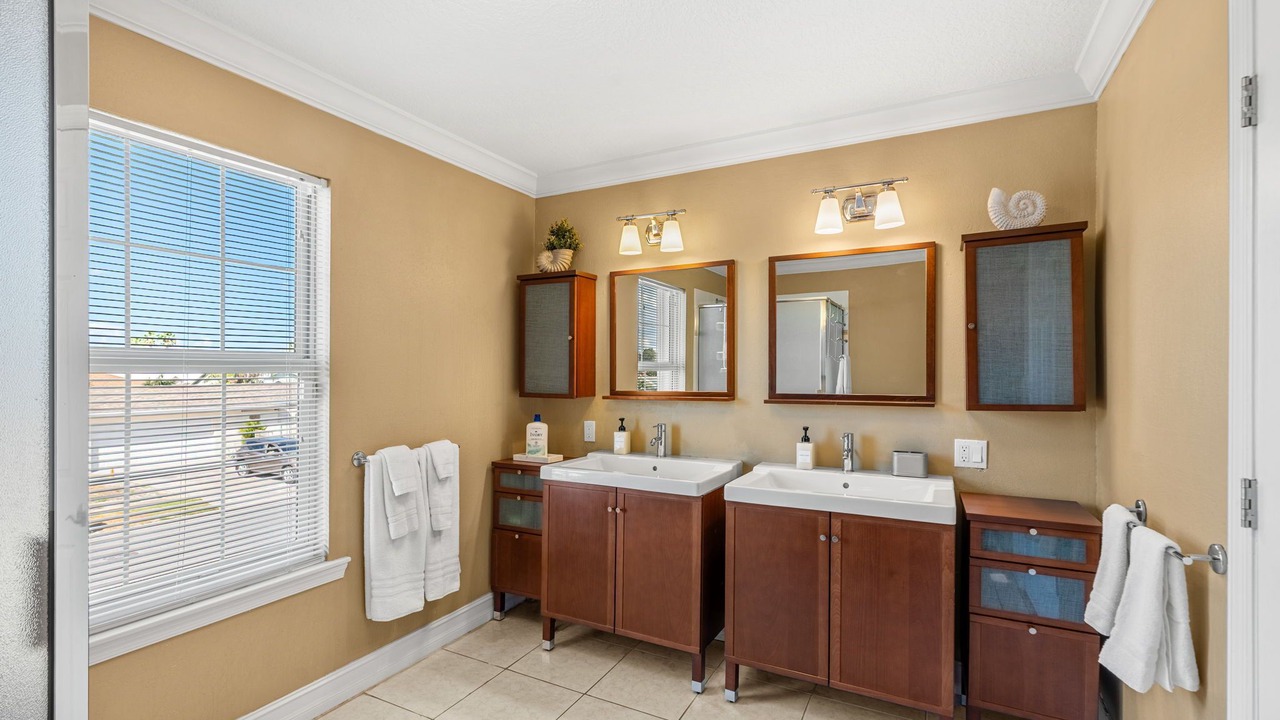 Photo of Bathroom in Holiday Cove