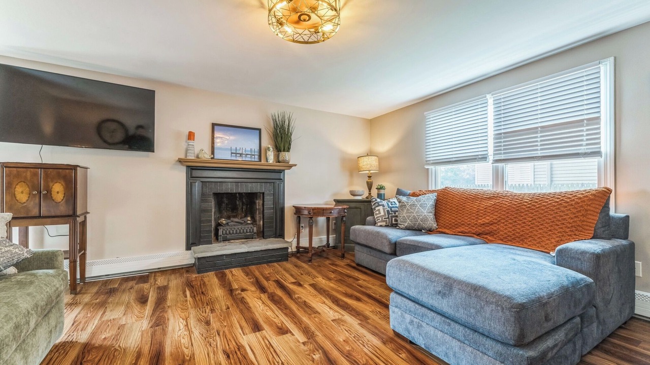 Photo of Livingroom in Portsmouth