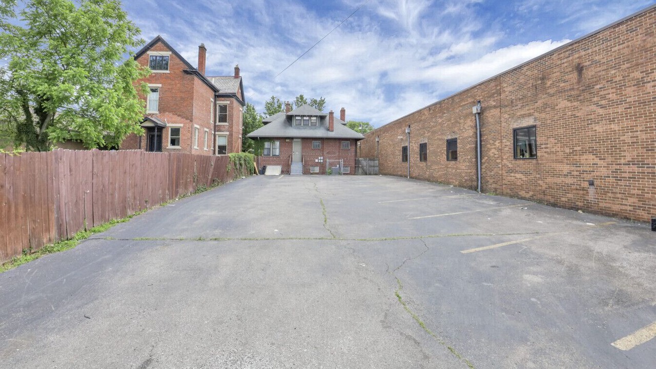 Photo of Outdoor in Merion Village