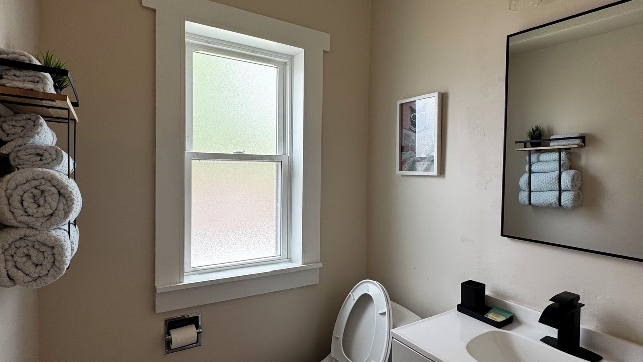 Photo of Bathroom in Glen Echo
