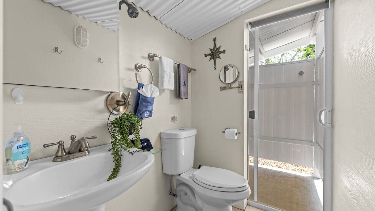 Photo of Bathroom in Ridge Wood Heights