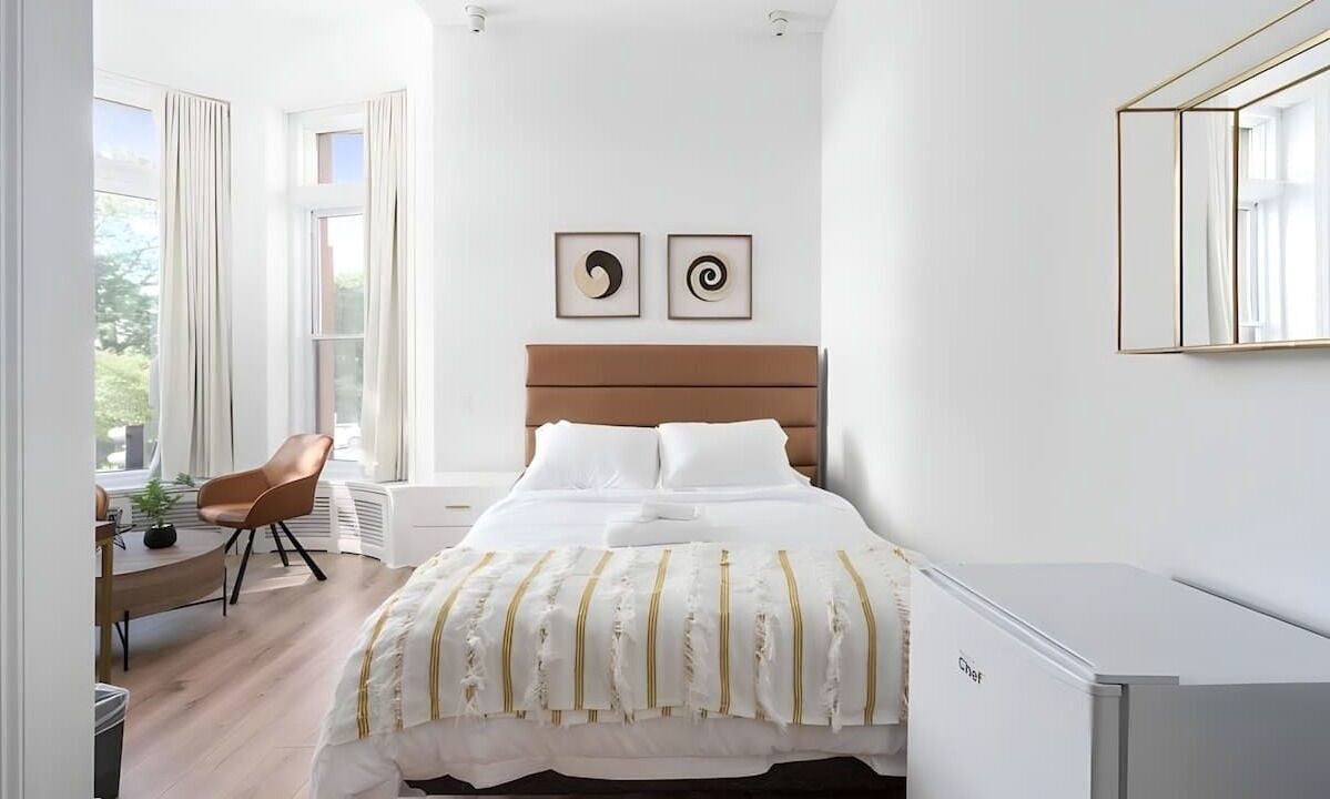 Photo of Bedroom in Golden Square Mile