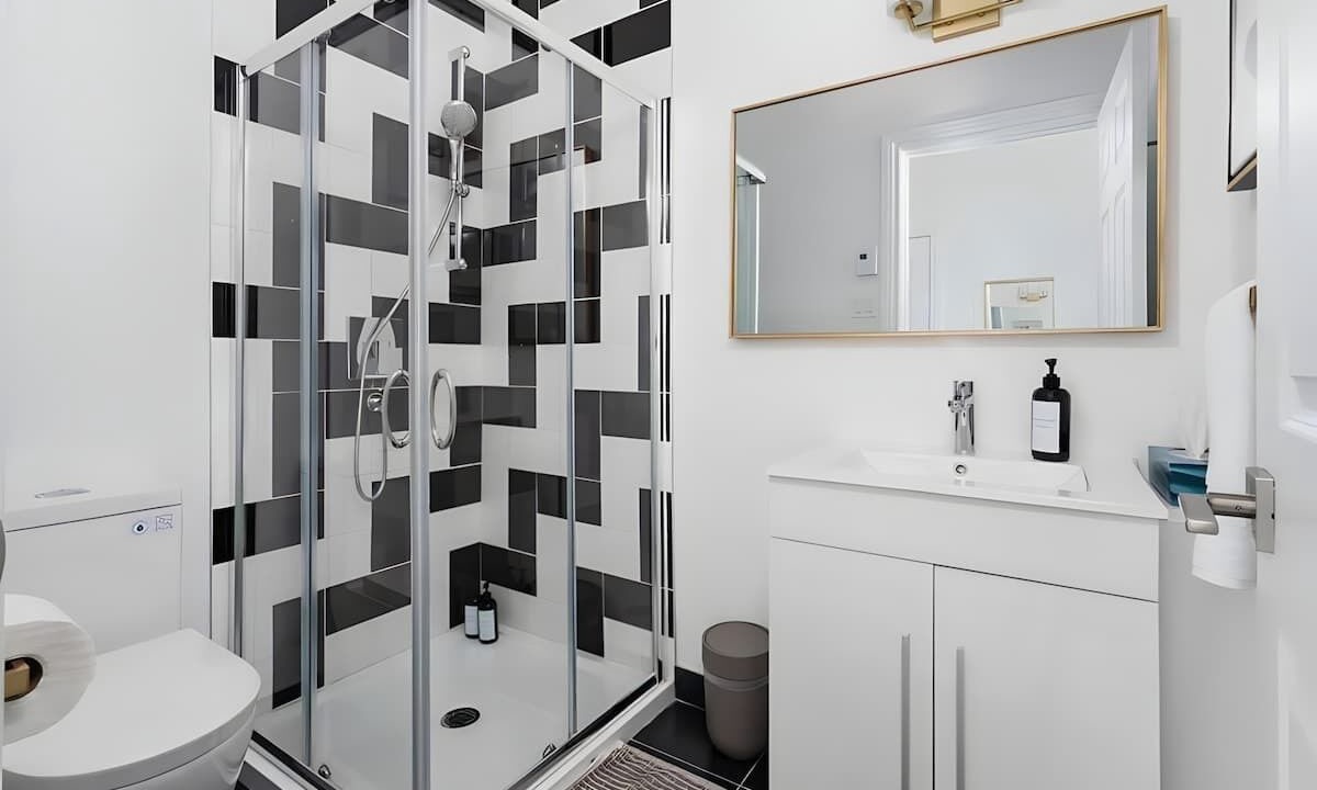 Photo of Bathroom in Golden Square Mile