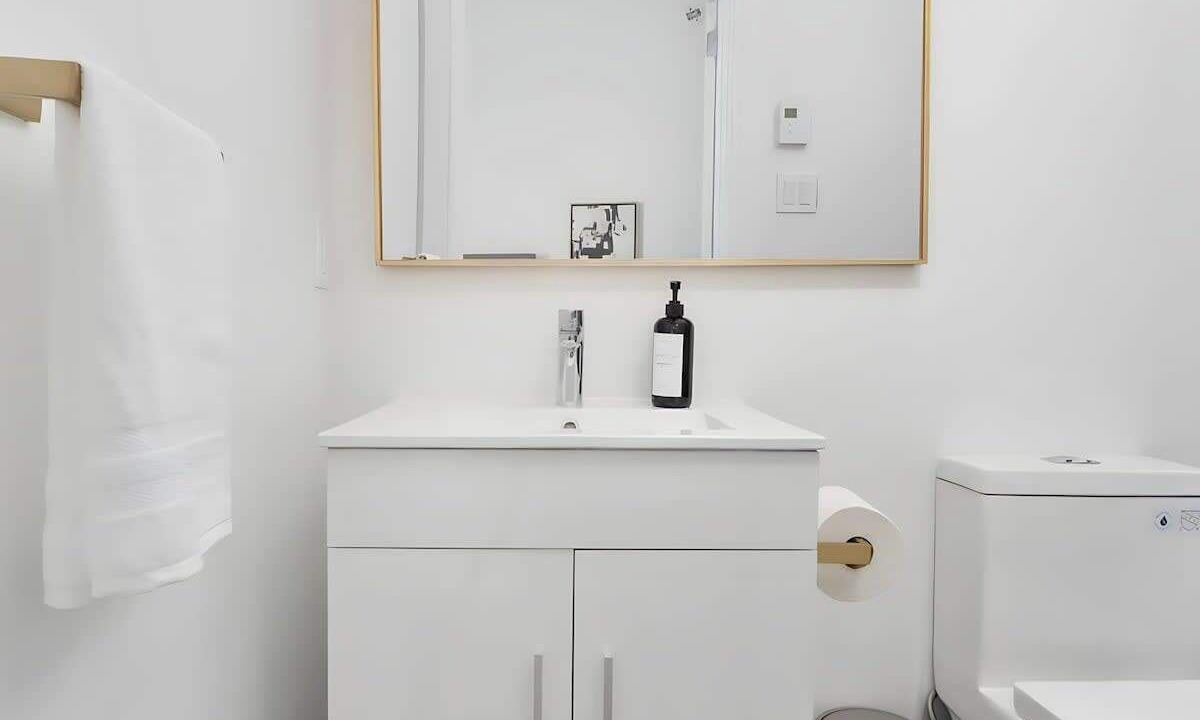 Photo of Bathroom in Golden Square Mile