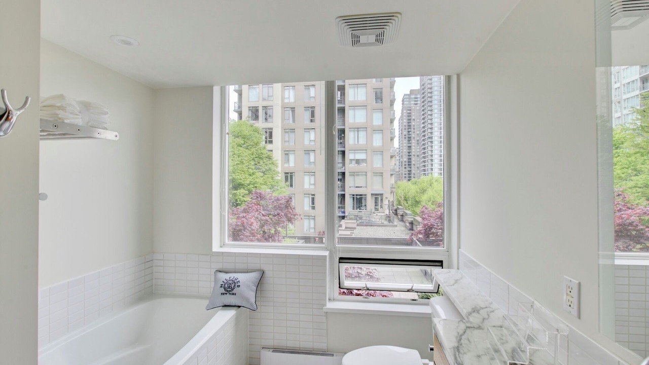 Photo of Bathroom in Yaletown