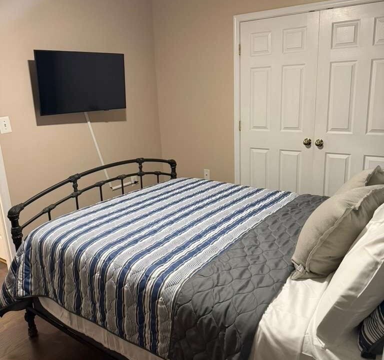 Photo of Bedroom in Russett