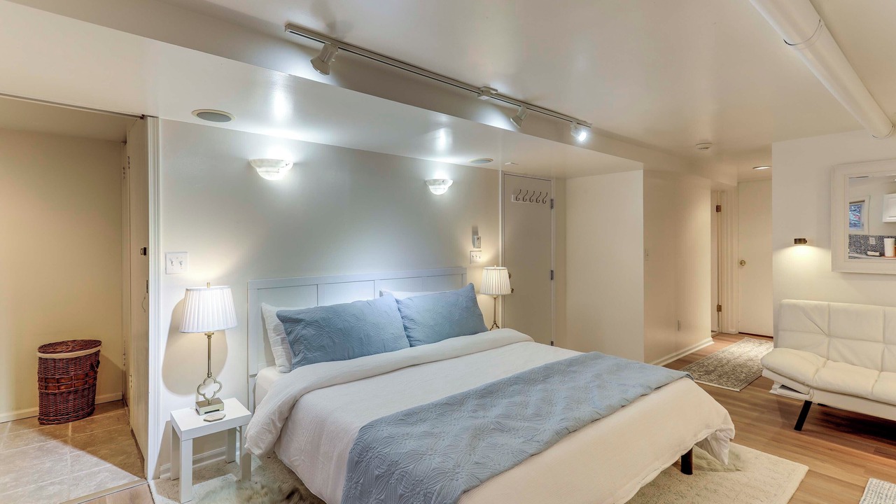Photo of Bedroom in Green Lake