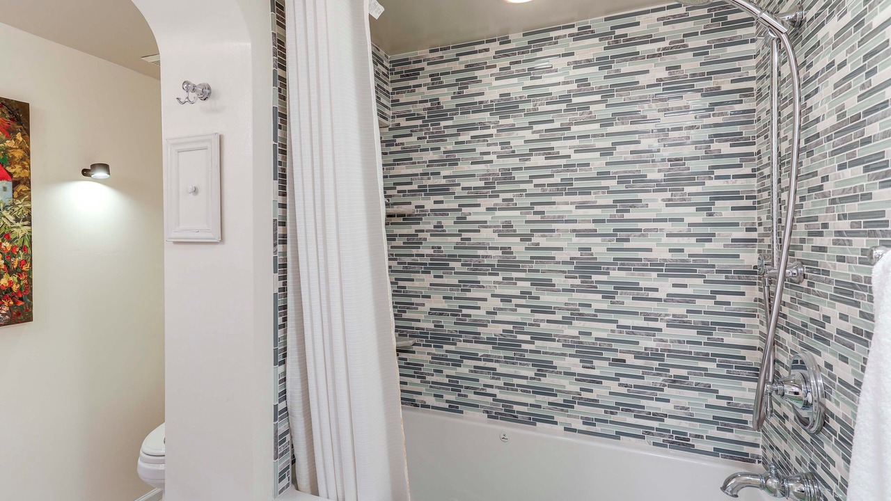 Photo of Bathroom in Green Lake