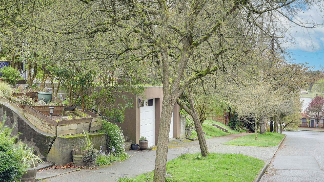 Photo of Outdoor in Green Lake