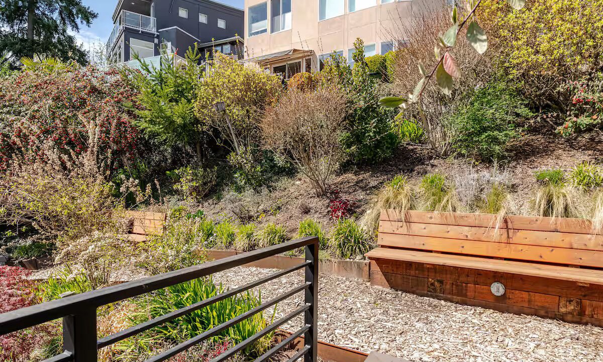 Photo of Outdoor in Inglewood-Finn Hill