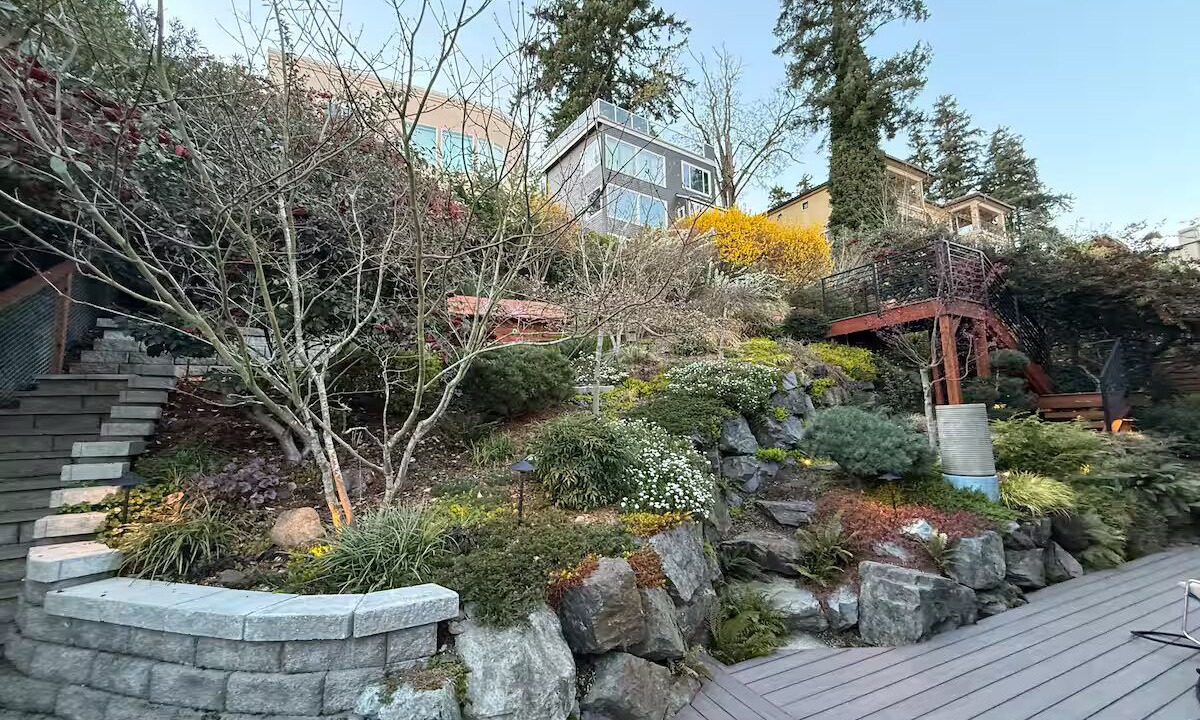 Photo of Outdoor in Inglewood-Finn Hill