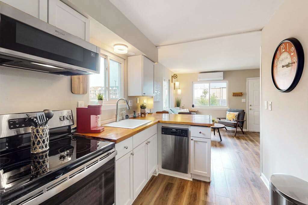 Photo of Kitchen in Caine Woods