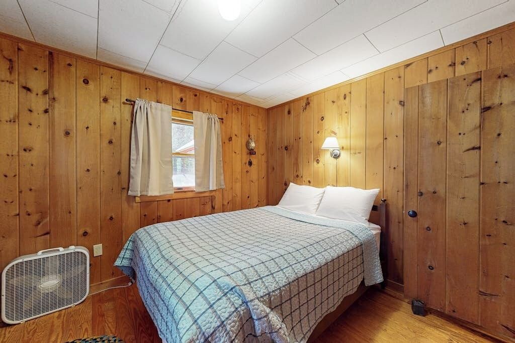 Photo of Bedroom in Greenville Junction