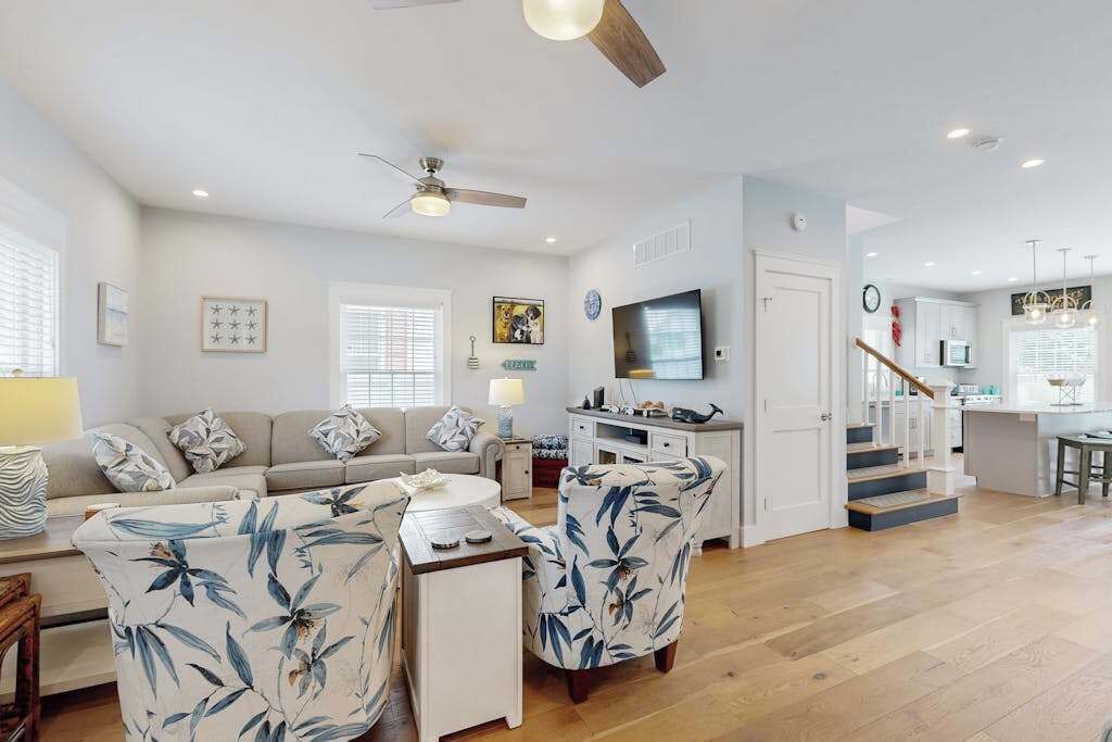 Photo of Livingroom in Country Club Estates
