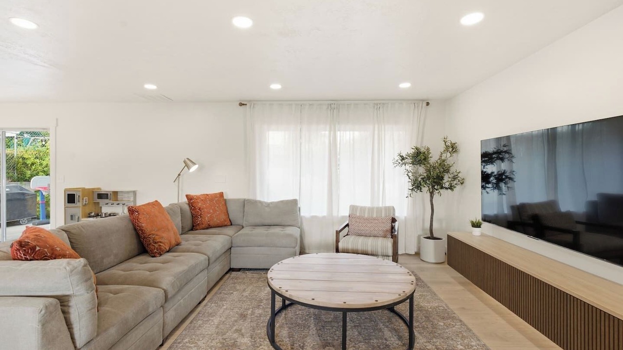 Photo of Livingroom in Pleasant Grove