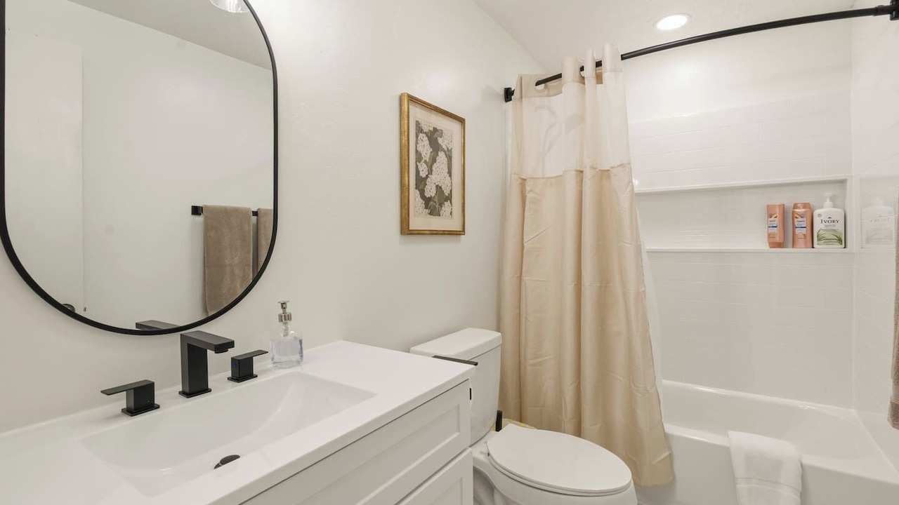 Photo of Bathroom in Pleasant Grove