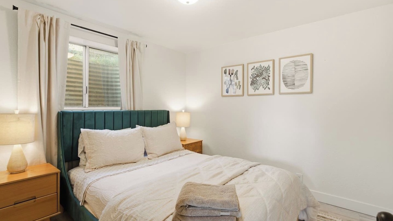 Photo of Bedroom in Pleasant Grove
