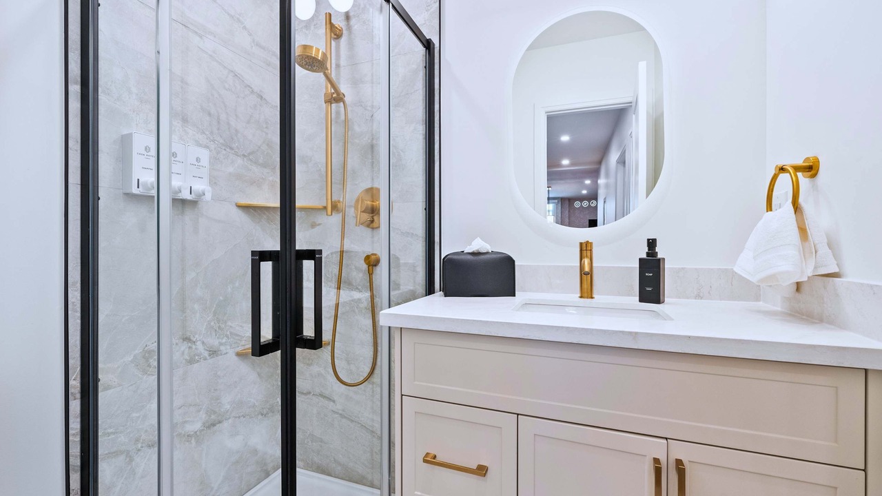 Photo of Bathroom in Riverdale