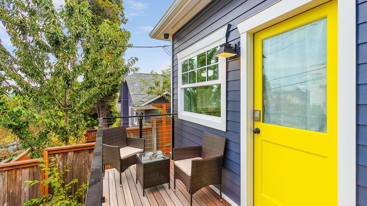 Photo of Patio Balcony in Phinney Ridge