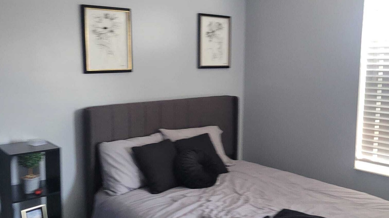 Photo of Bedroom in Summit Station