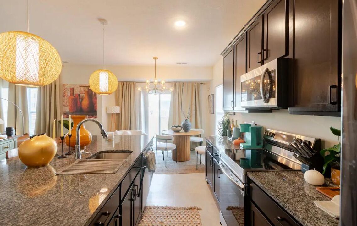 Photo of Kitchen in Summit Station