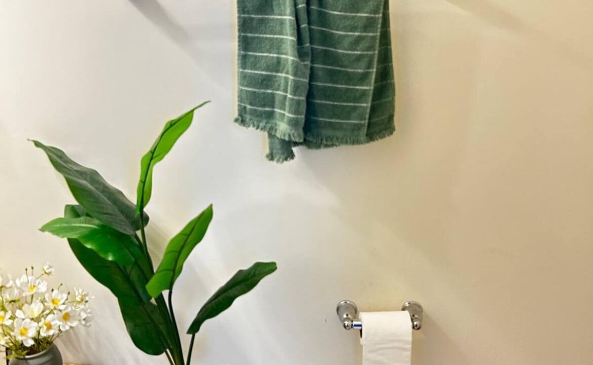 Photo of Bathroom in Summit Station