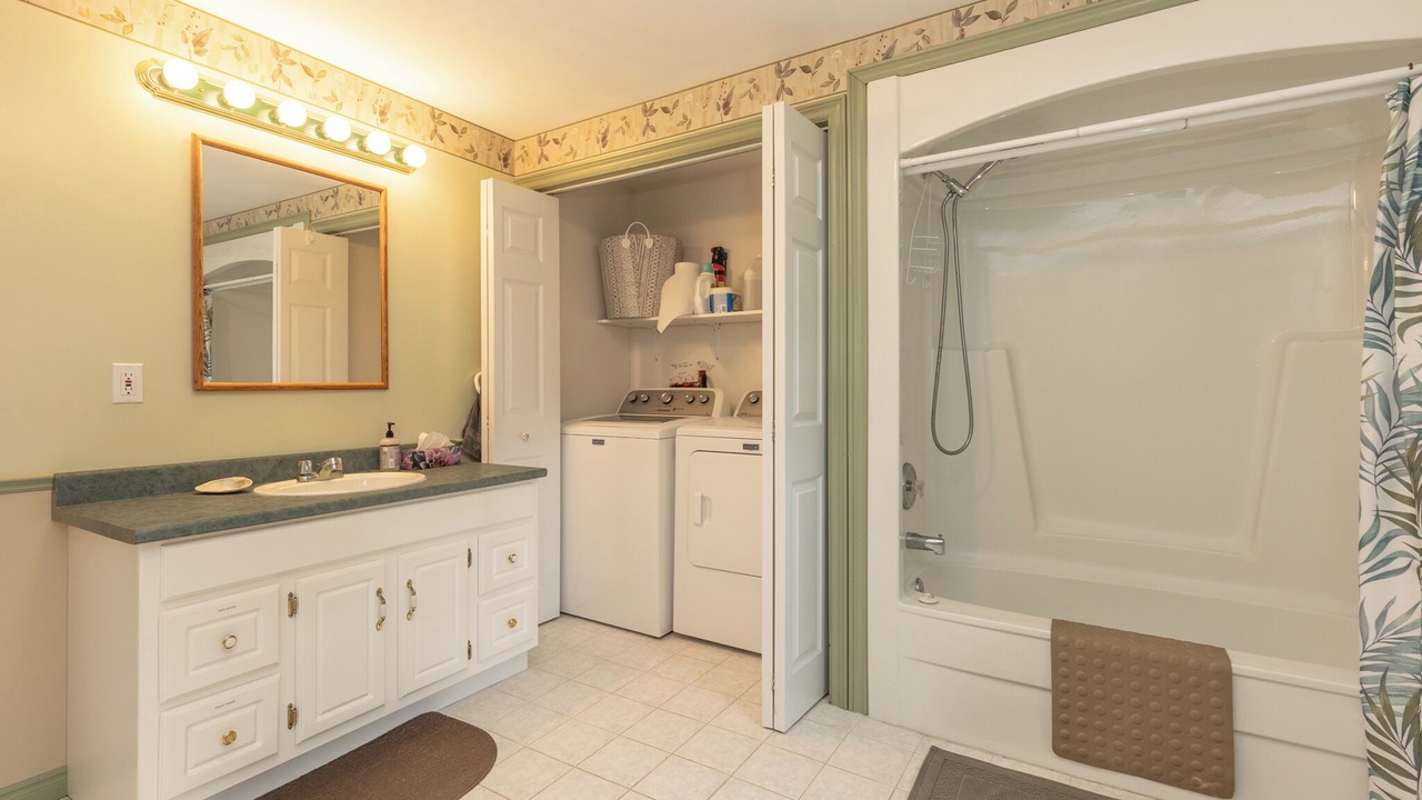 Photo of Bathroom in Yarmouth County