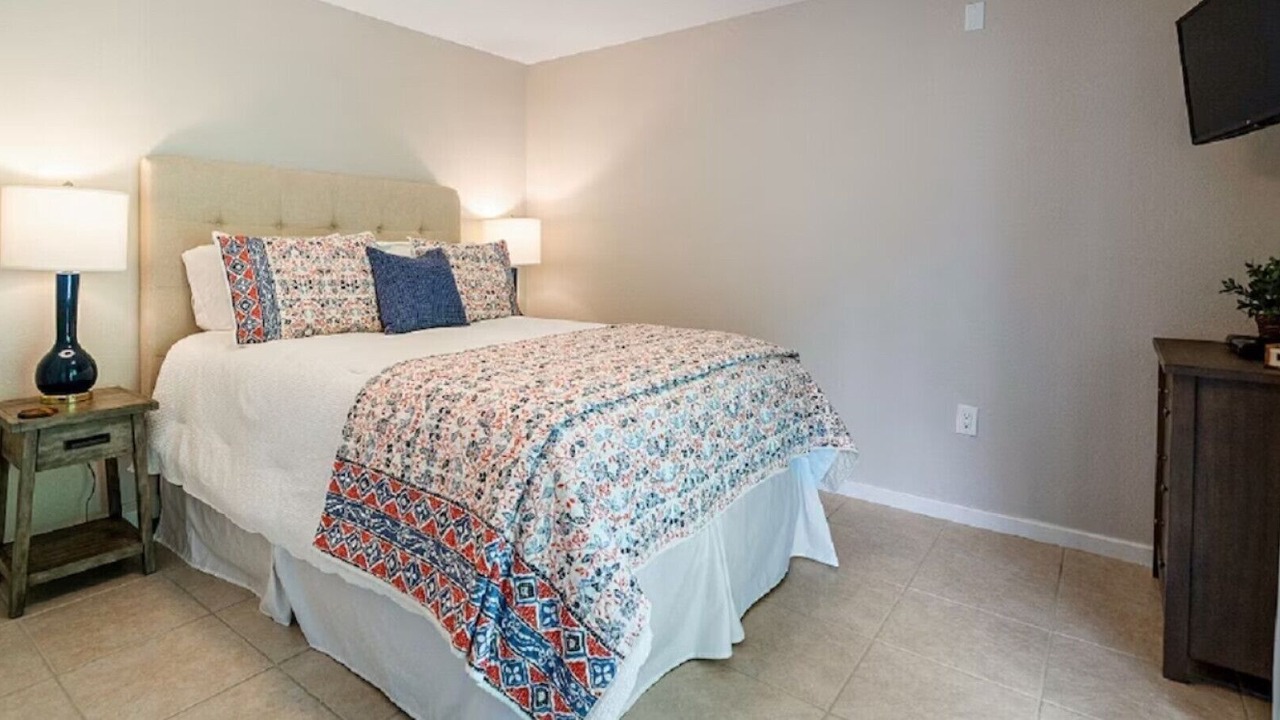 Photo of Bedroom in Indian Beach Sapphire Shores