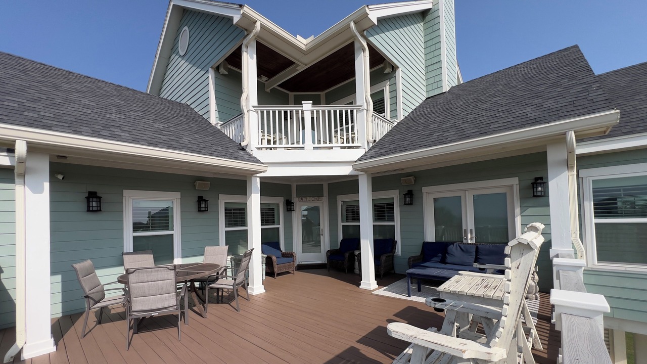 Photo of Outdoor in Pirates Beach West