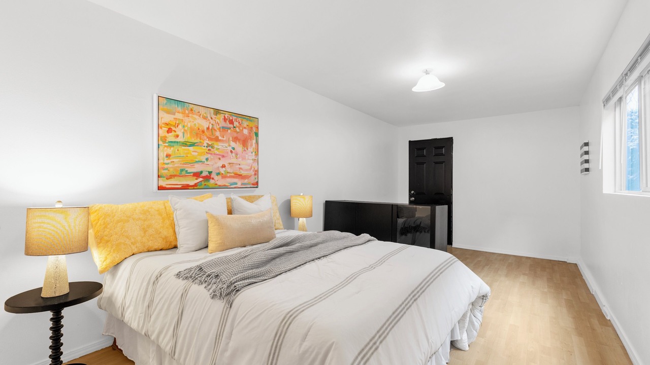 Photo of Bedroom in Minor